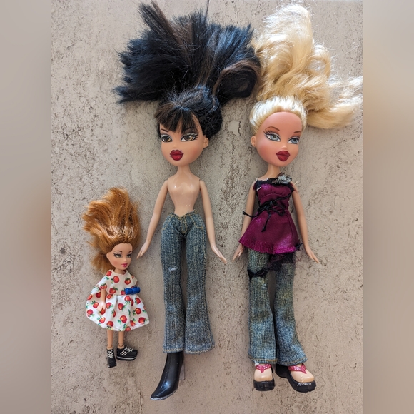 Bratz lot - Picture 1 of 7